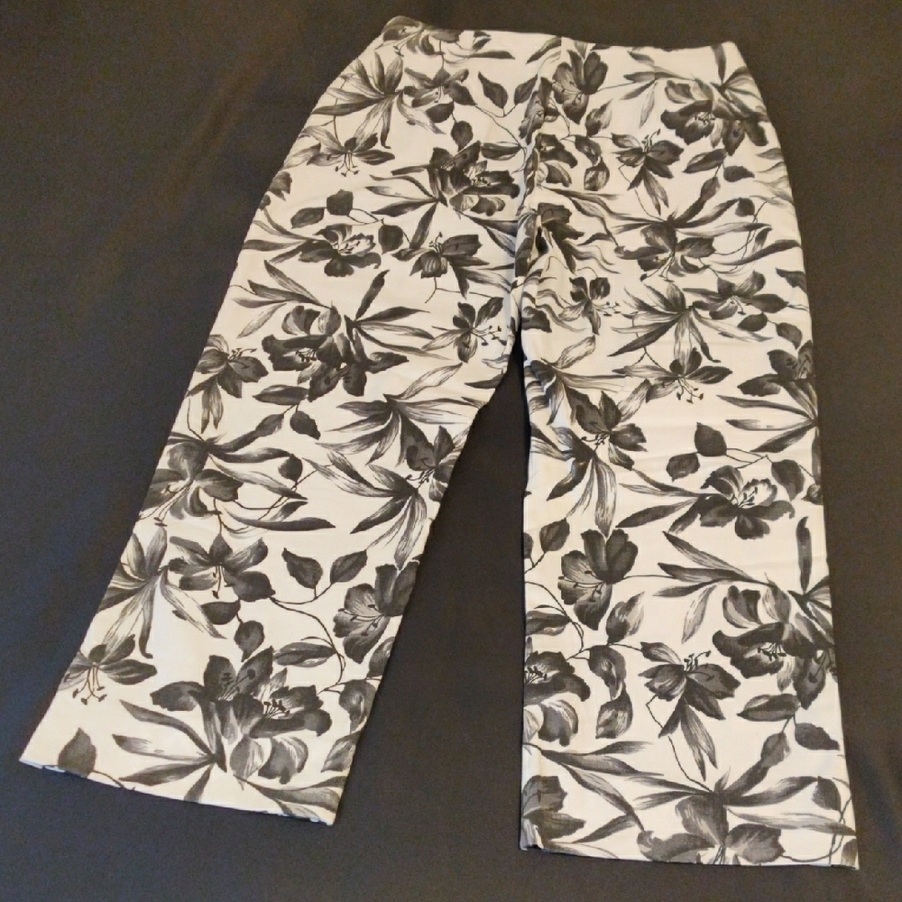Erik Stewart. Floral Black and White Pants - Picture 2 of 9